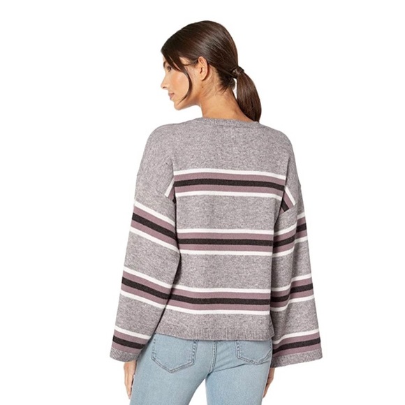 Cupcakes and Cashmere Amour Wide Striped Big Sleeve Sweater S - Picture 2 of 13